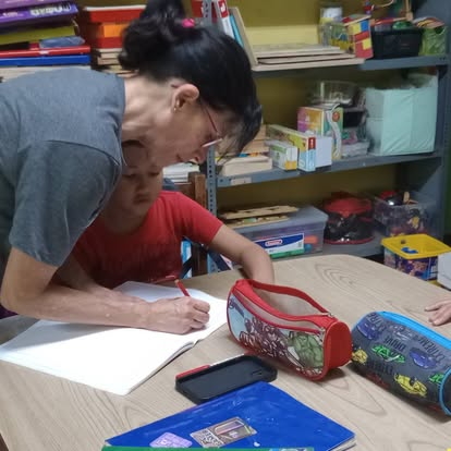 Acompañamiento personalizado de tareas escolares